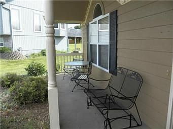 5th image of 118 Laramie Dr