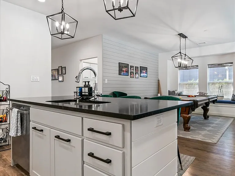 809 Meadow Bend Loop S — Photo 9