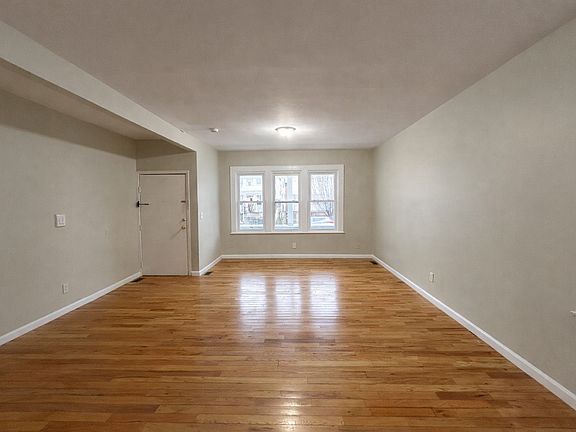 2nd image of 25 Cedar Ave Unit 1