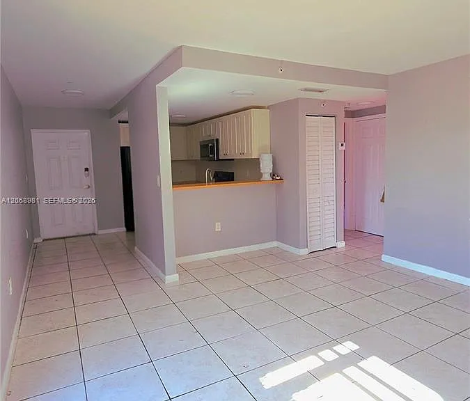 328 NW 12th Ave #12 — Photo 8