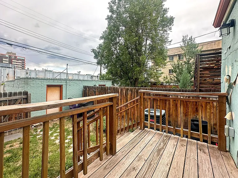 315 N Lincoln St — Photo 35