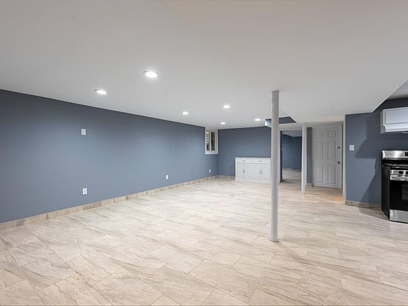 2nd image of 7055 W 63rd St #G