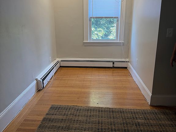 5th image of 20 Fellsway W #2