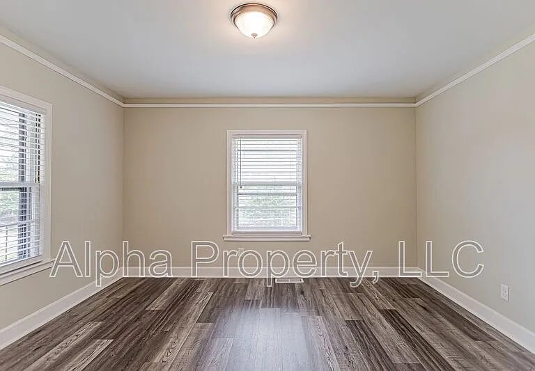9 Highlawn Ave — Photo 4