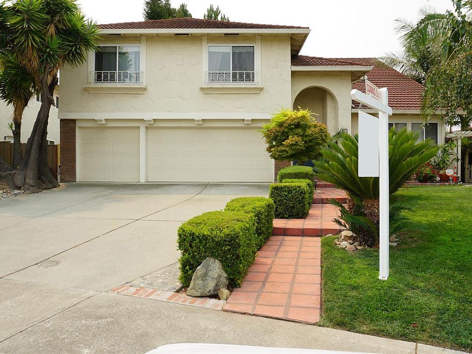 1st image of 1653 Garvey Pl