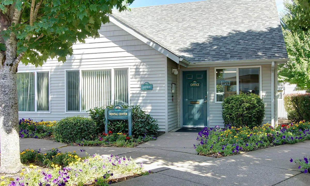 Rental Center - Mountain View At Rivergreen Apartments