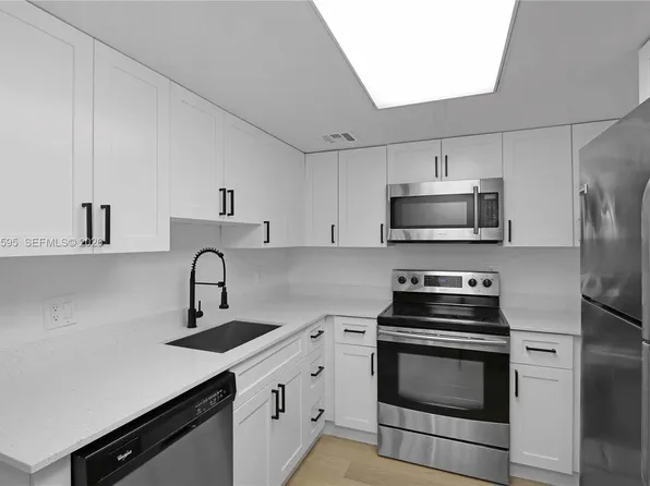 8309 SW 142nd Ave APT G112, Miami, FL 33183