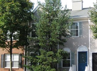 2307 Oakham Ct, Mahwah, NJ 07430