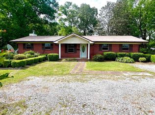 917 Wilson Rd, Clanton, AL 35045