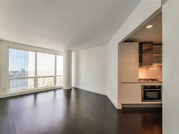 77 Hudson St APT 4002, Jersey City, NJ 07302