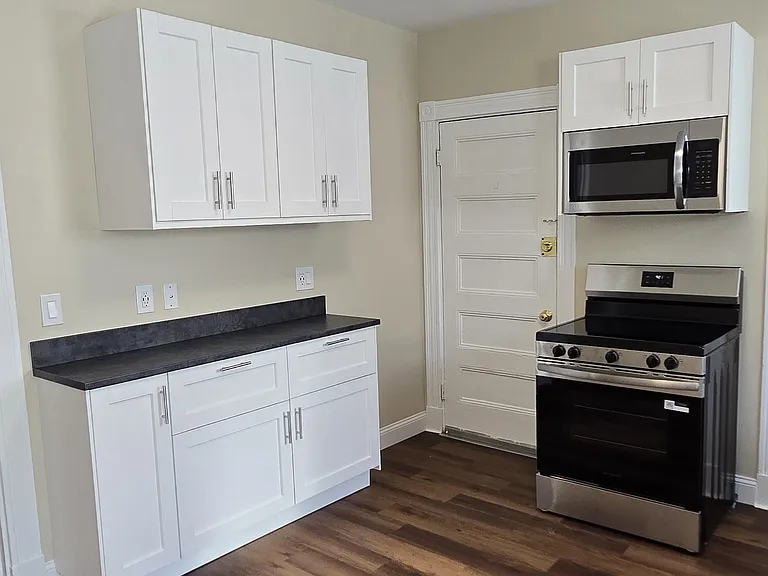 22A Morton St #22-A — Photo 2