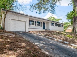 2950 Heather Dr, East Pt, GA 30344