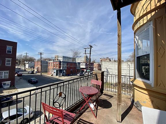 3rd image of 2359 N Park Ave #2F