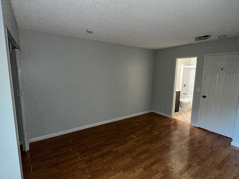 4140 Venus Pl — Photo 11