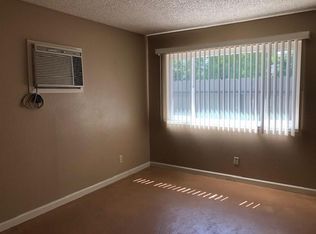 1915 Oakdale Rd, Modesto, CA 95355