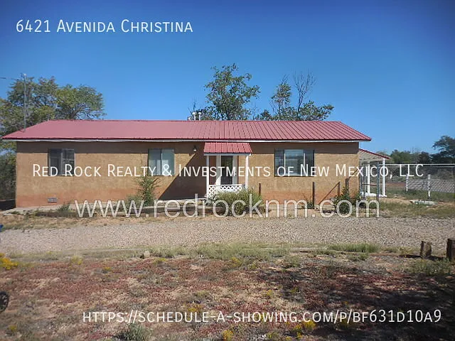 6421 Avenida Christina — Photo 3