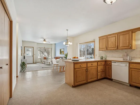 1010 3rd Ave NE Unit D, Buffalo, MN 55313