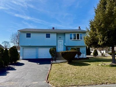 40 Church Street, Central Islip, NY, 11722
