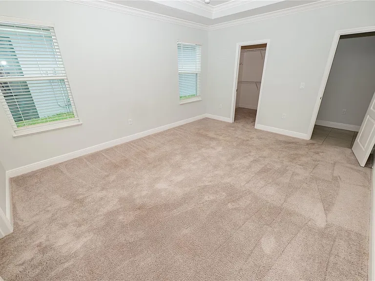 375 Villa Sorrento Cir — Photo 15