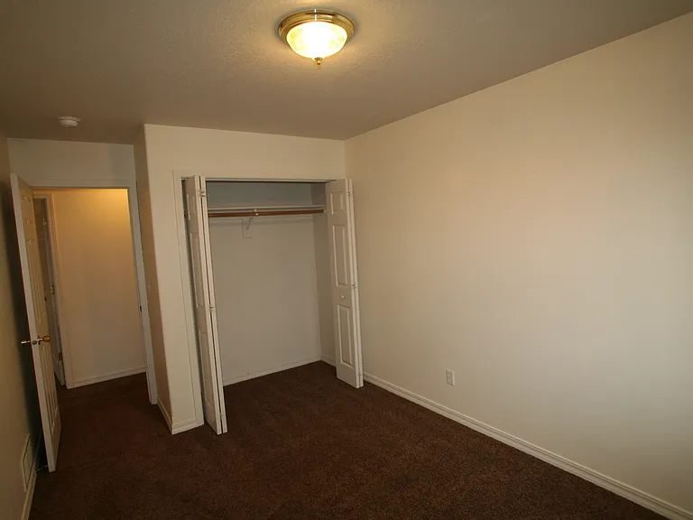 809 Mantle Dr #A-D — Photo 11