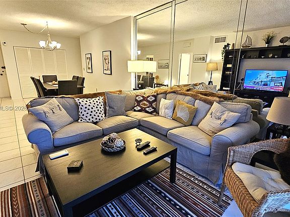 5th image of 1980 S Ocean Dr APT 6B