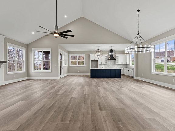 5th image of 604 Persimmon Ridge Trl