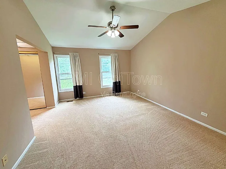 262 Greensboro Ct — Photo 11