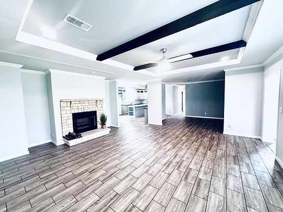 3rd image of 515 Fm 834 Rd W