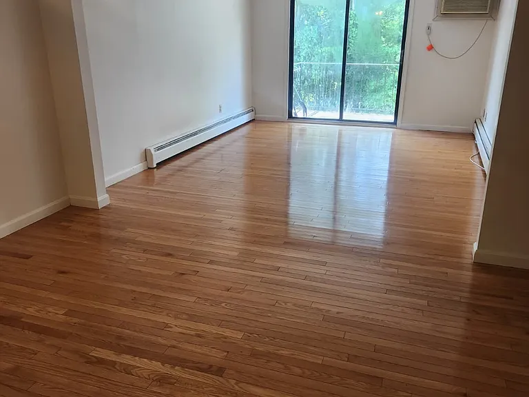355 Pawtucket Blvd — Photo 3