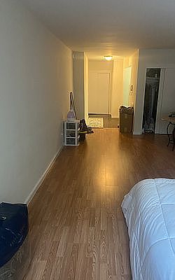 2nd image of 212 E 77th St APT 3G