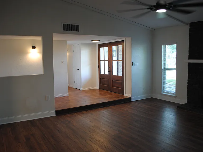 5241 Reed Dr — Photo 7