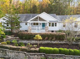 118 Autumn View Ln, Factoryville, PA 18419