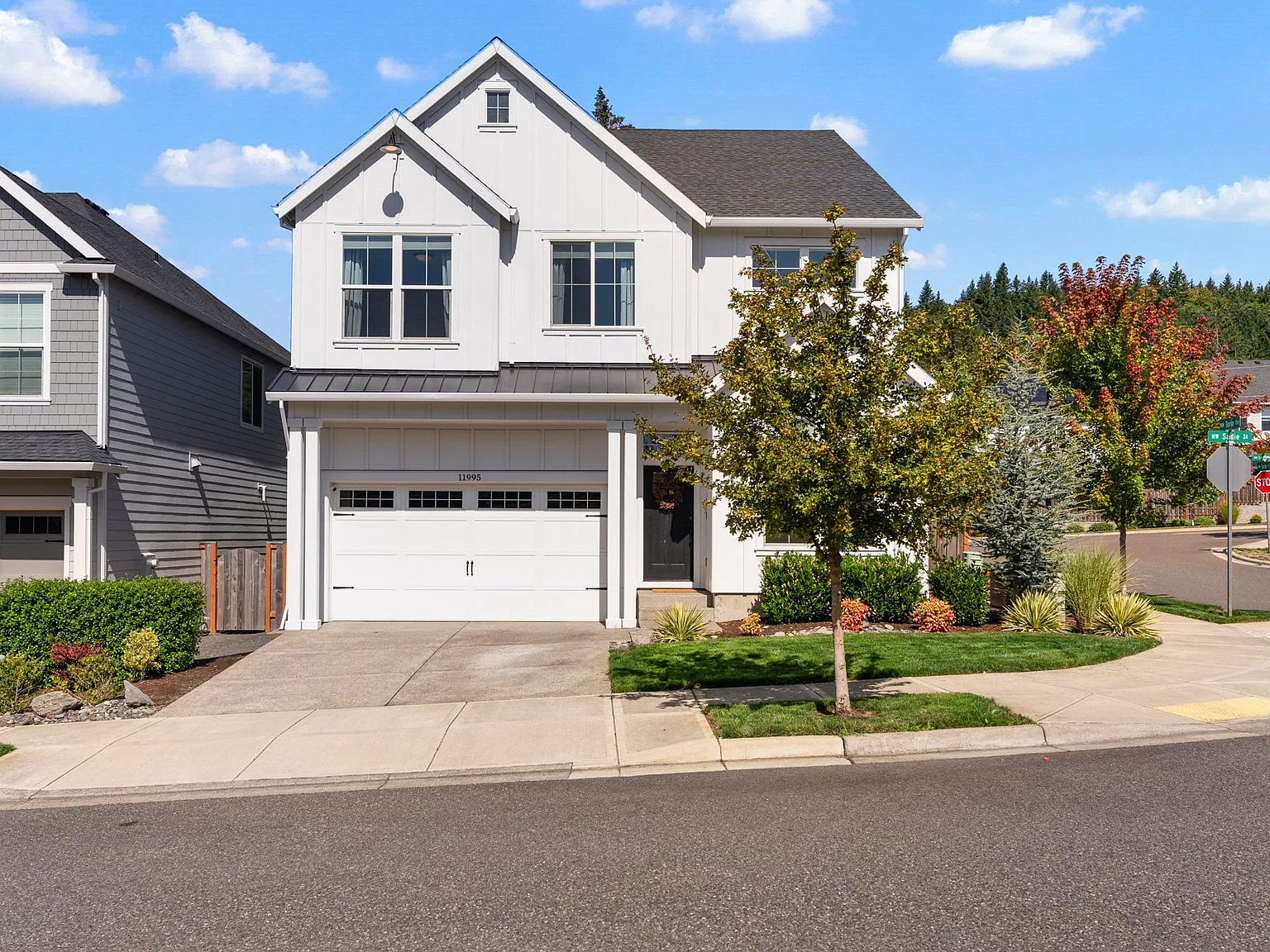 4 bed, 2875 sqft, $4,300 — Photo 1