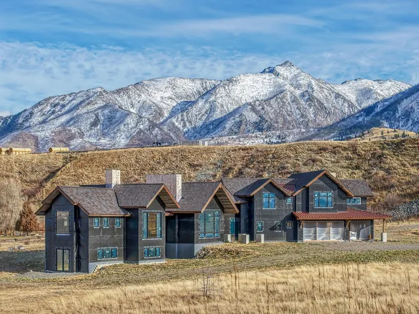 54 Rocky Hollow Trl, Livingston, MT 59047