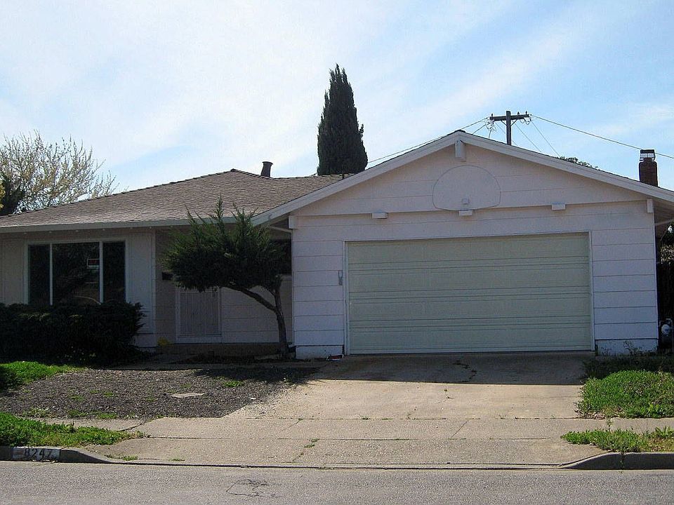 1st image of 8247 Chiesa Dr