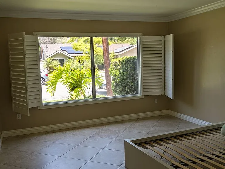 4865 Campanile Dr — Photo 26