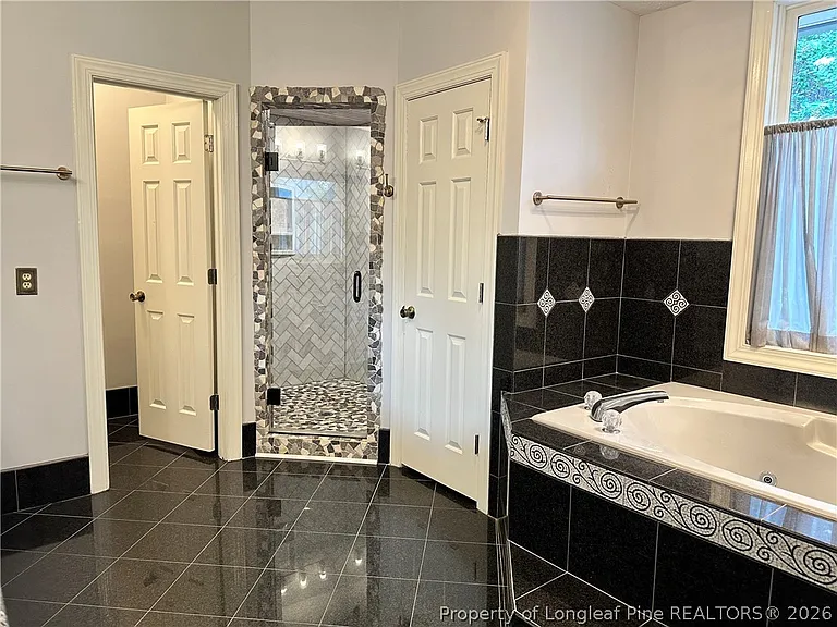 493 Kingsford Rd — Photo 19