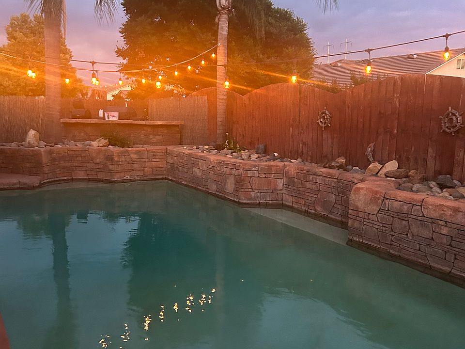 2nd image of 4241 E Paradise Ave