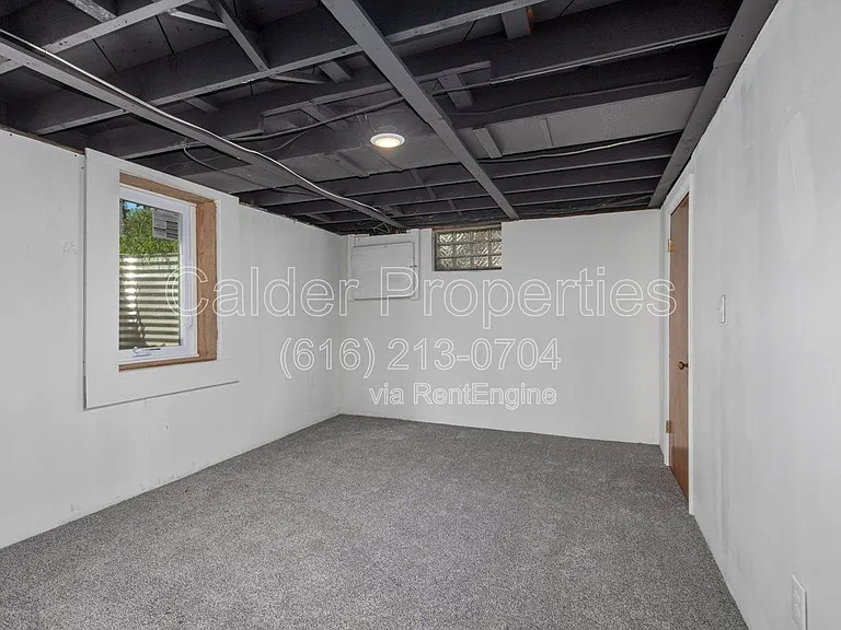 105 Morning Glory St SW — Photo 17
