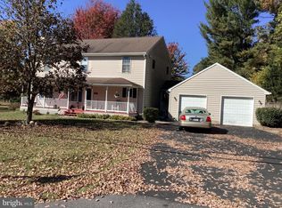 146 W Pasadena Rd, Millersville, MD 21108