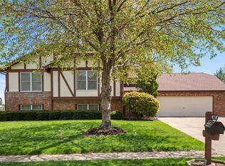 5402 Somerworth Ln, Saint Louis, MO 63119