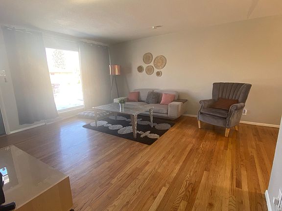 3rd image of 3470 W Arizona Ave