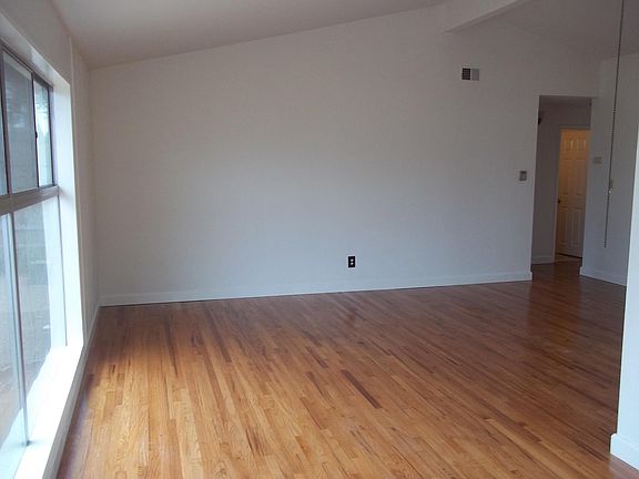 2nd image of 1627 Minden Dr