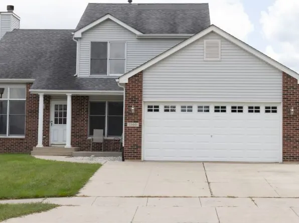 1500 Wildrose Dr, Belvidere, IL 61008