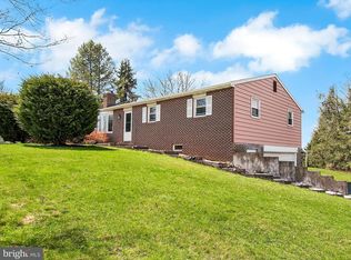 2419 Croll School Rd, York, PA 17403