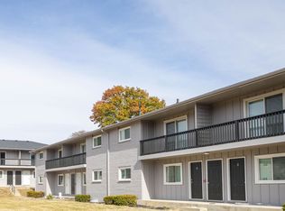 6013 King St #B, Shawnee, KS 66203