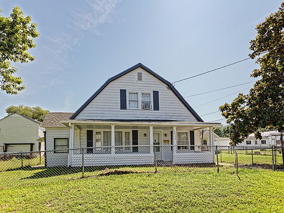 2nd image of 2936 Lombardy Ave