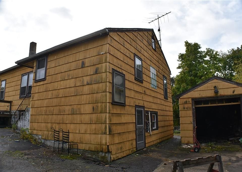 123 Rodman St, Woonsocket, RI 02895 Zillow