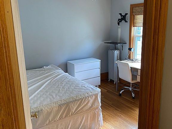 5th image of 45 Sunset Rd