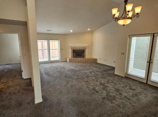 933 Westmont Ct, Modesto, CA 95356